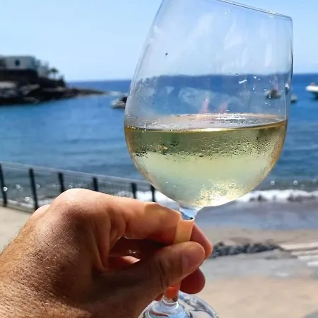 Cozy Loft With Stunning Sea View *